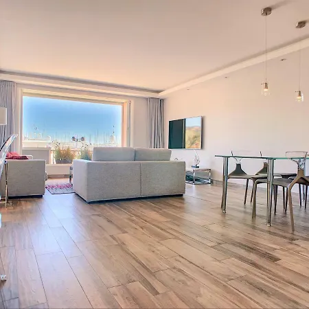 16 Quai Saint-Pierre Apartment